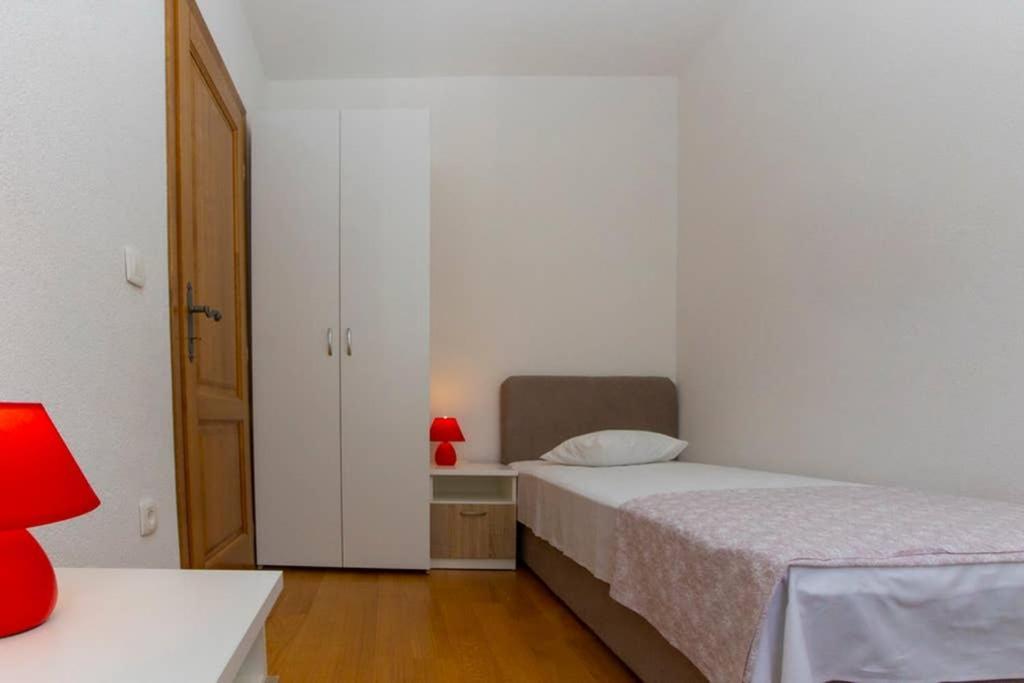 מאקרסקה Apartments Vladimir #3 מראה חיצוני תמונה