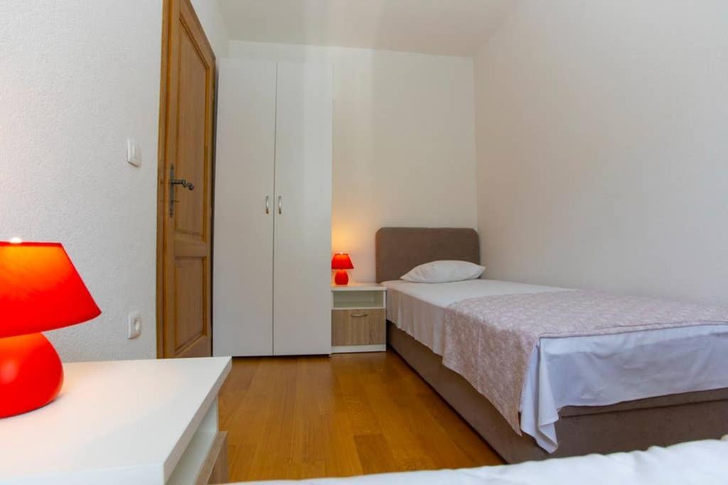 מאקרסקה Apartments Vladimir #3 מראה חיצוני תמונה
